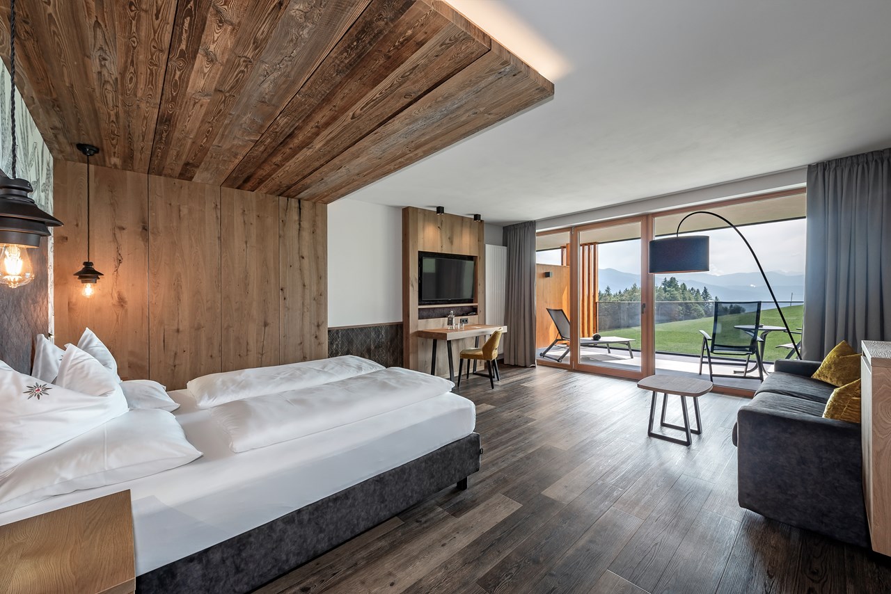 Hotel Edelweiss - Romantik & Genuss Zimmerkategorien Panoramasuite Dolomiten