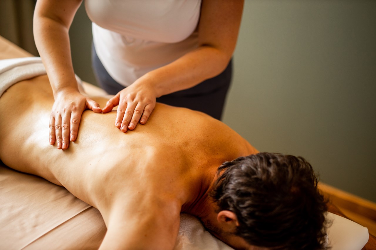 Das Bayrischzell Familotel Oberbayern Massagen im Detail Klassische Massage | Verspannungen lösen
