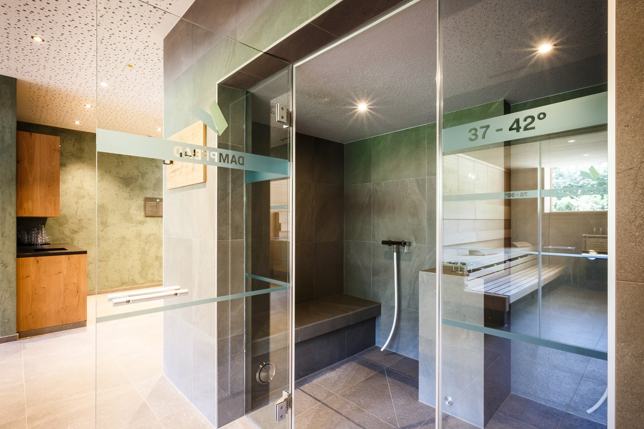 Das Bayrischzell Familotel Oberbayern Saunen und Bäder im Detail Dampfbad