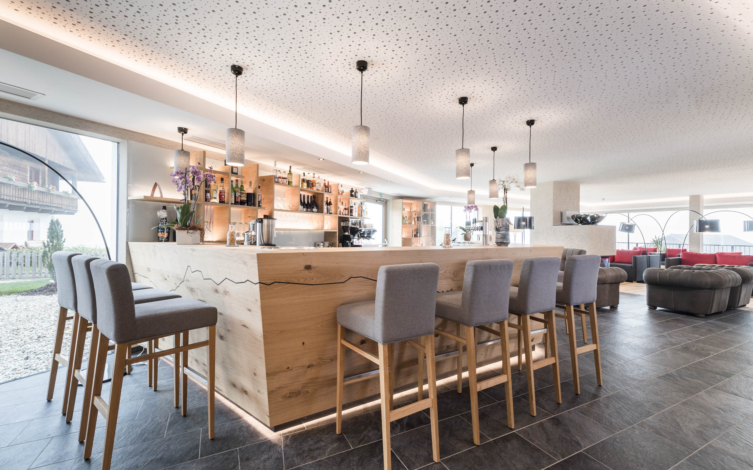 Wellnesshotel: Bar - Alpine Lifestyle Hotel Ambet