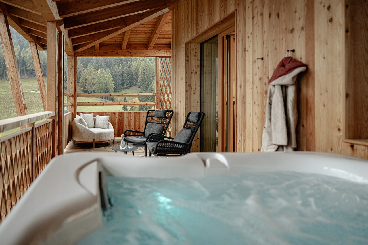 Hotel Masl Zimmerkategorien Masl Suite mit Whirlpool und Sauna 