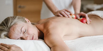 Wellnessurlaub - Oberbozen - wohltuende Behandlungen im Apfel Spa - Hotel Wiesenhof