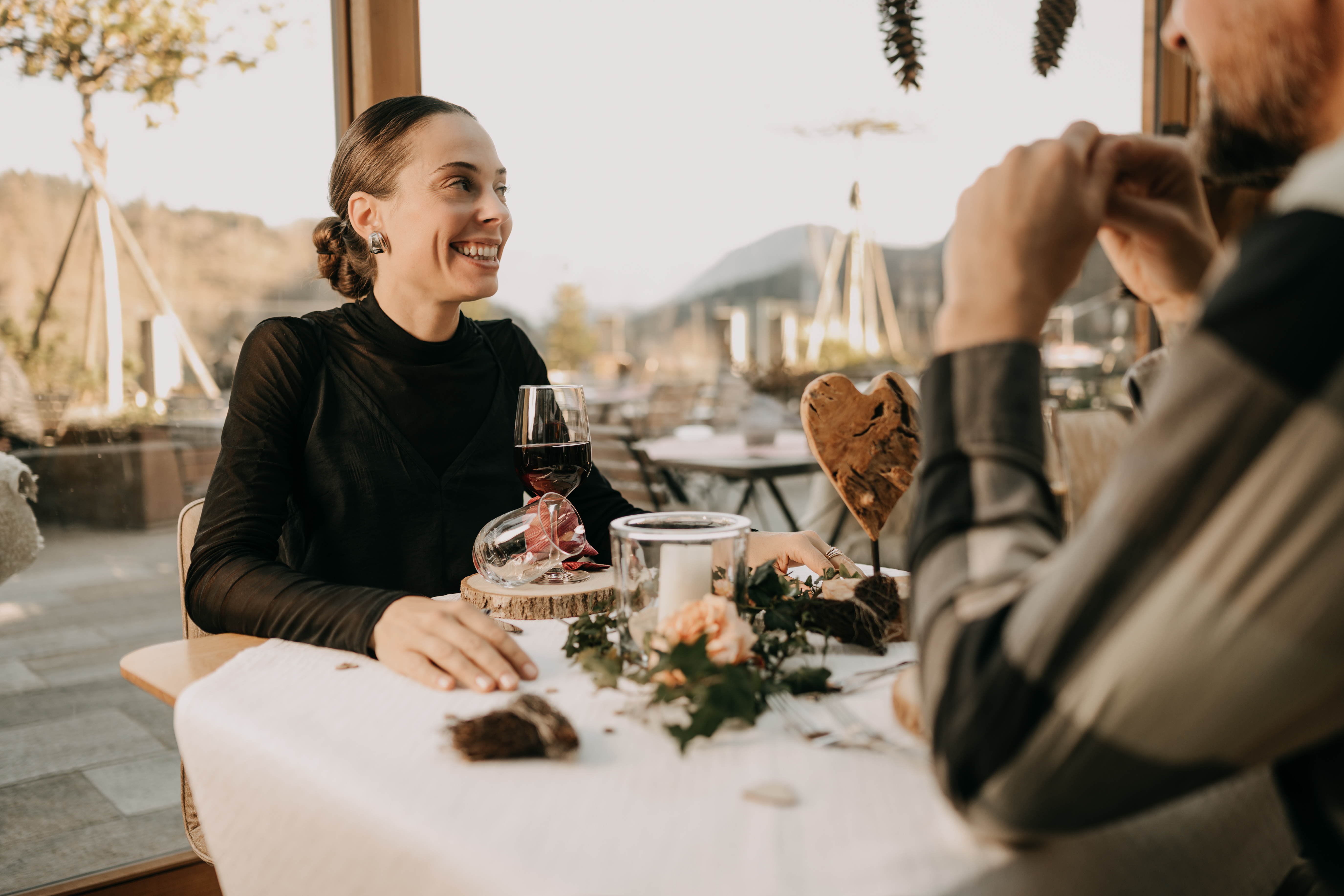 Wellnesshotel: Restaurant mit Bergblick - Feuriger Tatzlwurm