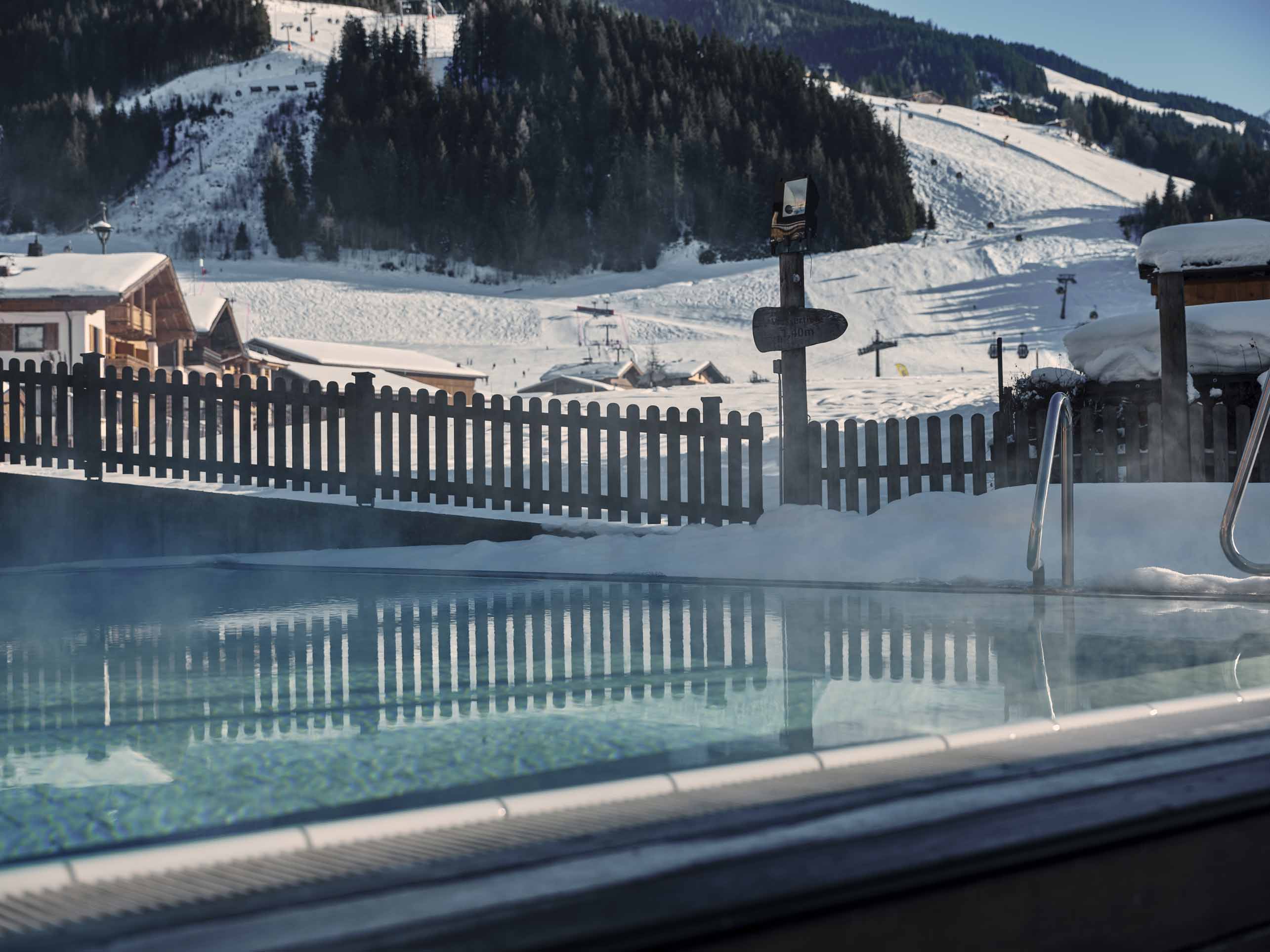 Wellnesshotel: Pool mit Skipisten-Blick - Hotel Hasenauer - Sauna | Spa
