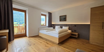 Wellnessurlaub - Day SPA - Emmersdorf (Nötsch im Gailtal) - Doppelzimmer Vergissmeinnicht - Ferienhof Neusacher Moser