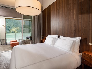 ARIA Retreat & SPA Zimmerkategorien Lake View One-Bedroom Loggia Suite