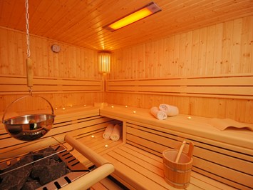 HofHotel Krähenberg Saunen und Bäder im Detail Licht-Ton-Aroma-Sauna