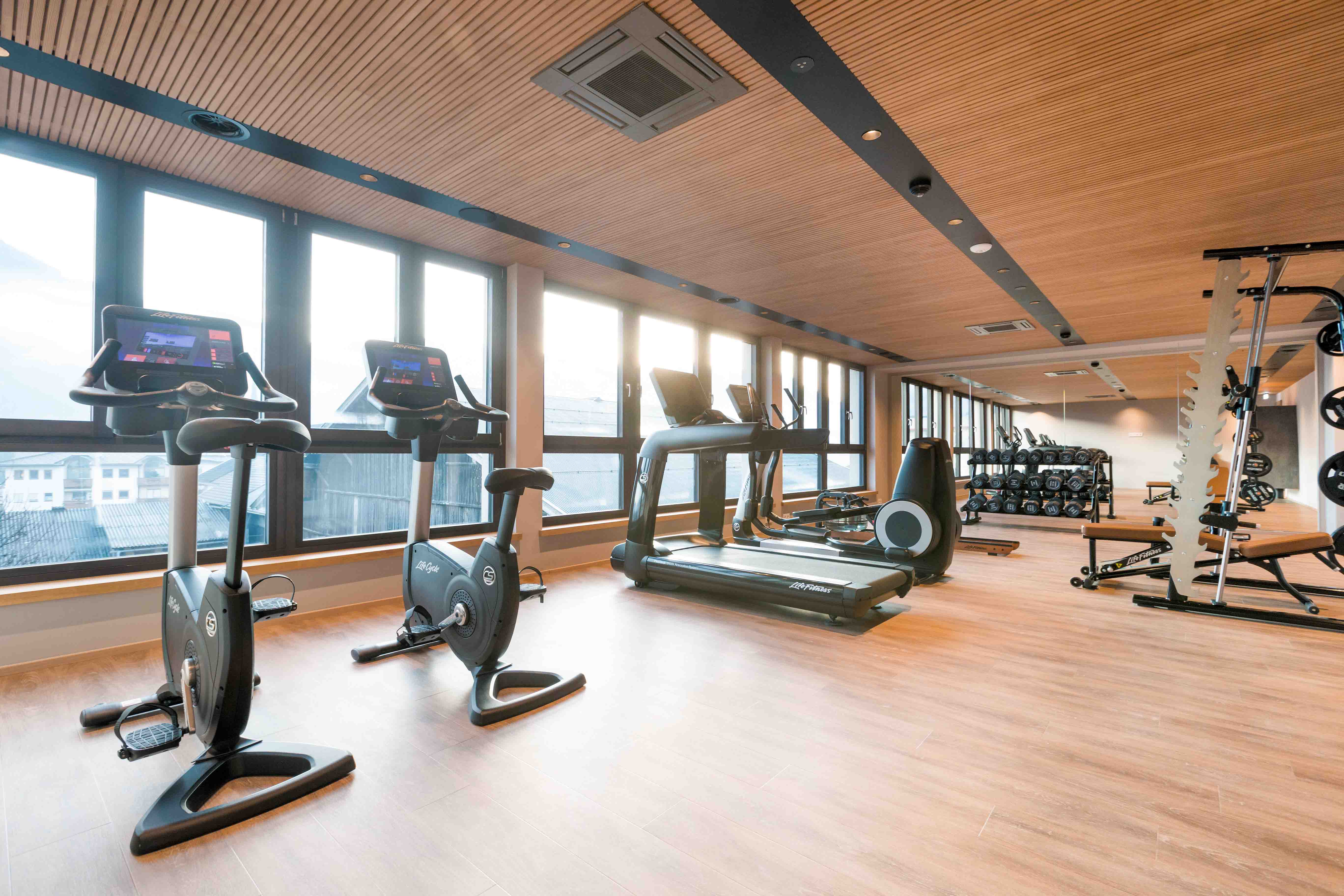 Wellnesshotel: Fitnessraum  - Gasthof Hotel Post - Hotel | Umgebung