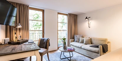 Wellnessurlaub - Ganzkörpermassage - Esthal - Zimmer Halenberg Comfort - BollAnts Spa im Park