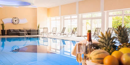 Wellnessurlaub - Hotelbar - Ubstadt-Weiher - Hallenbad im Wellness- und Gartenhotel Heusser - Gartenhotel Heusser