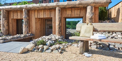 Wellnessurlaub - Day SPA - Bell (Landkreis Mayen-Koblenz) - Die Erdsauna an unserem weitläufigen Wellness-Außengelände mit vielen Liegemöglichkeiten.  - Hotel Heinz