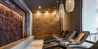 Wellnessurlaub - Day SPA - Eisenach (Eifelkreis Bitburg-Prüm) - Tief durchatmen, entspannen und die wohltuende salzfeuchte Luft im Gradierwerk genießen – im Wellnessbereich VitalQuell des Michels Wohlfühlhotels in Schalkenmehren. - Michels Wohlfühlhotel