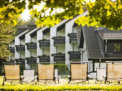 Wellnessurlaub - Verpflegung: Frühstück - Kall - Außenansicht Hotel - Sporthotel Grafenwald