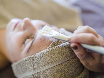 Wellnessurlaub - Verpflegung: Frühstück - Kall - Beauty Behandlung - Sporthotel Grafenwald