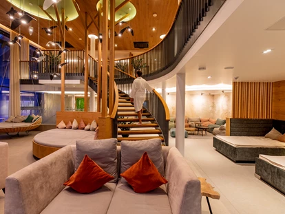 Wellnessurlaub - Ganzkörpermassage - Esthal - Pfalzblick Wald Spa Resort