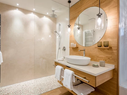 Wellnessurlaub - Babysitterservice - Seezeitlodge Hotel & Spa