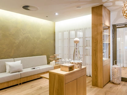 Wellnessurlaub - Babysitterservice - Seezeitlodge Hotel & Spa