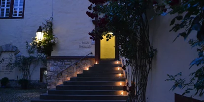 Wellnessurlaub - Bad Harzburg - Innenhof Abend - Hotel & Spa Wasserschloss Westerburg