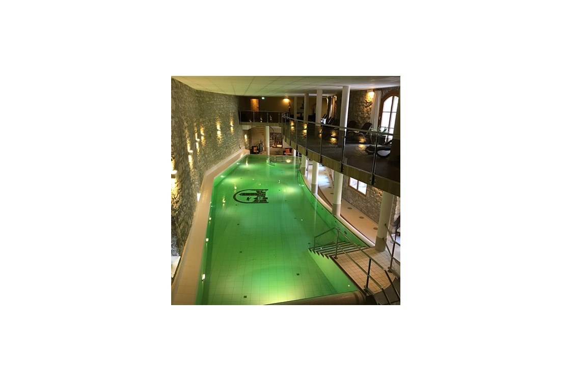 Wellnesshotel: Schwimmbad - Hotel & Spa Wasserschloss Westerburg