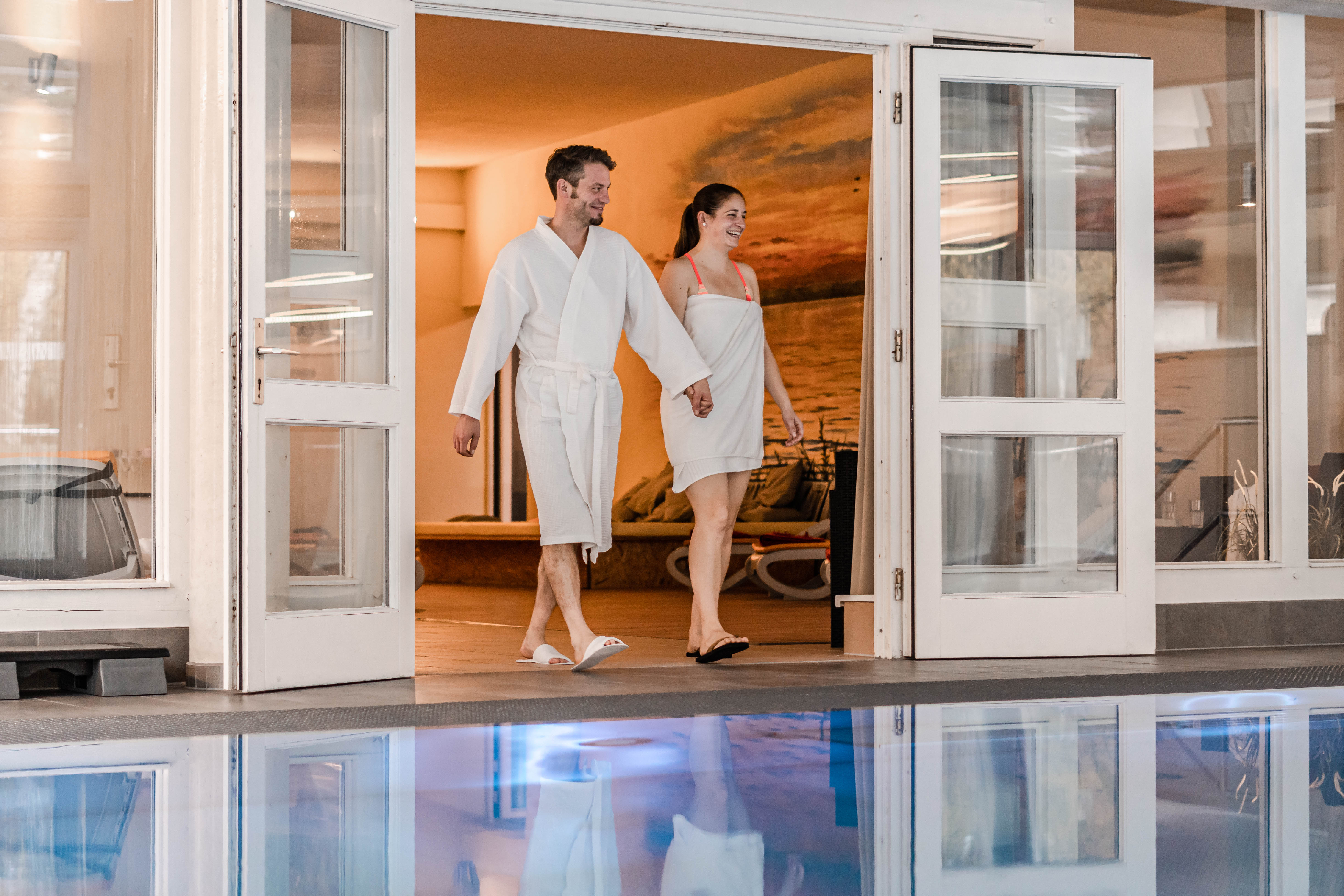 Wellnessurlaub - Bettgrößen: Doppelbett - Deutschland - Schwimmbad - Wellness-& Sporthotel "Haus am See"