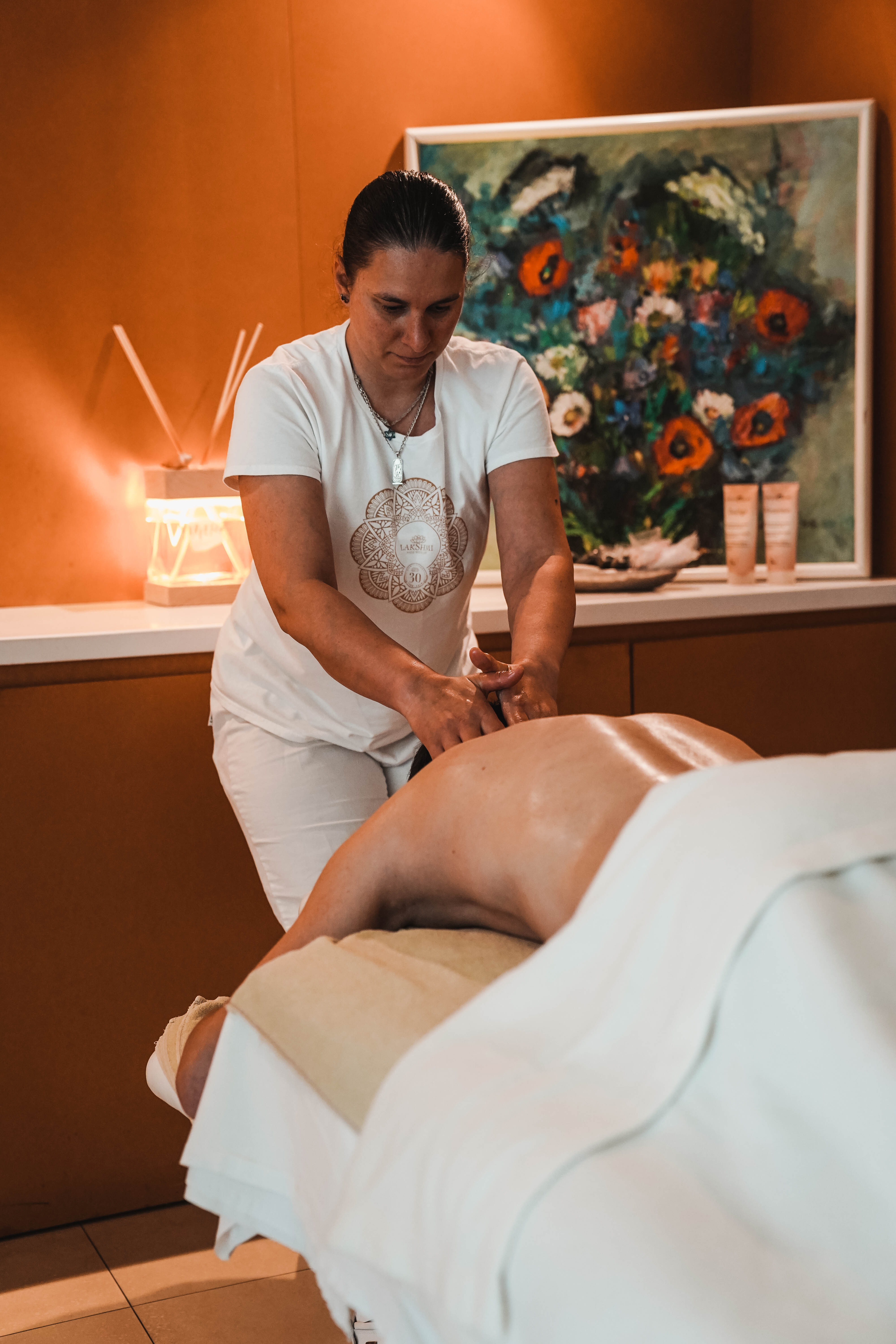 Parkhotel Marlena - Adults Only Massagen im Detail Individuelle Ganzkörpermassage 