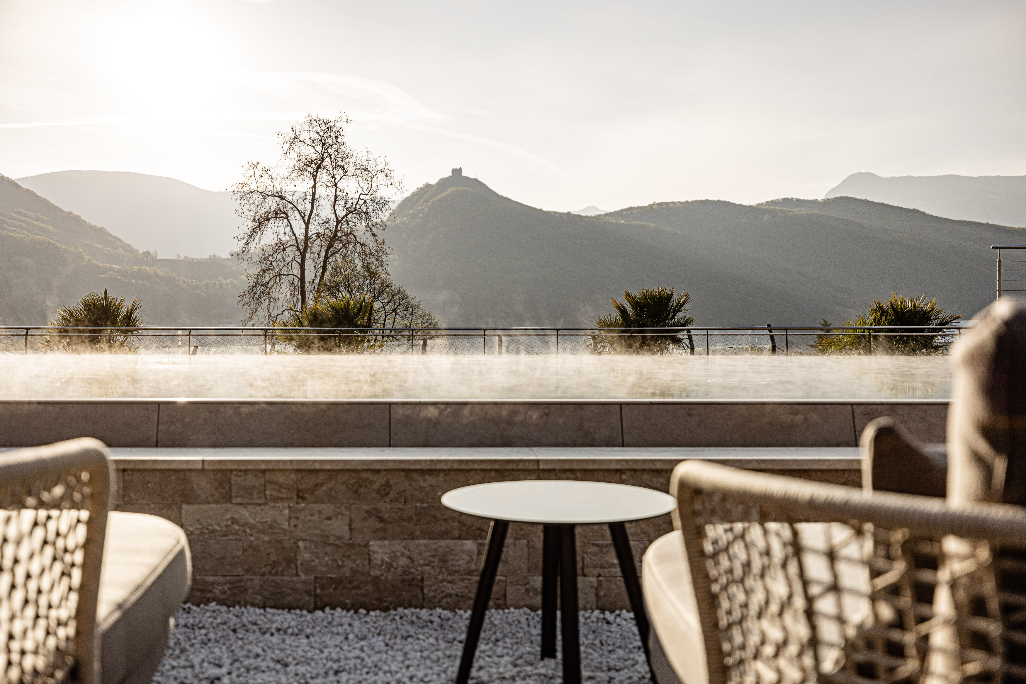 Wellnessurlaub - Bozen und Umgebung - Infinity Pool mit lake view - SEELEITEN Lake Spa Hotel