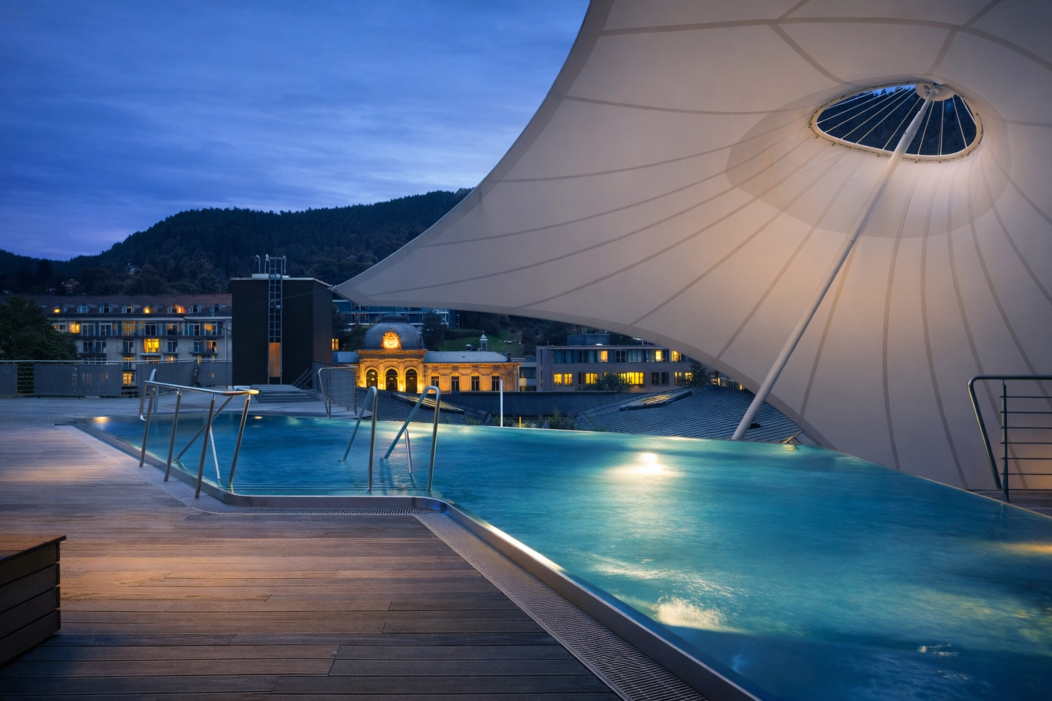 Mokni’s Palais Hotel & SPA Saunen und Bäder im Detail Thermalwasser-Aussenpool "Palais Thermal"