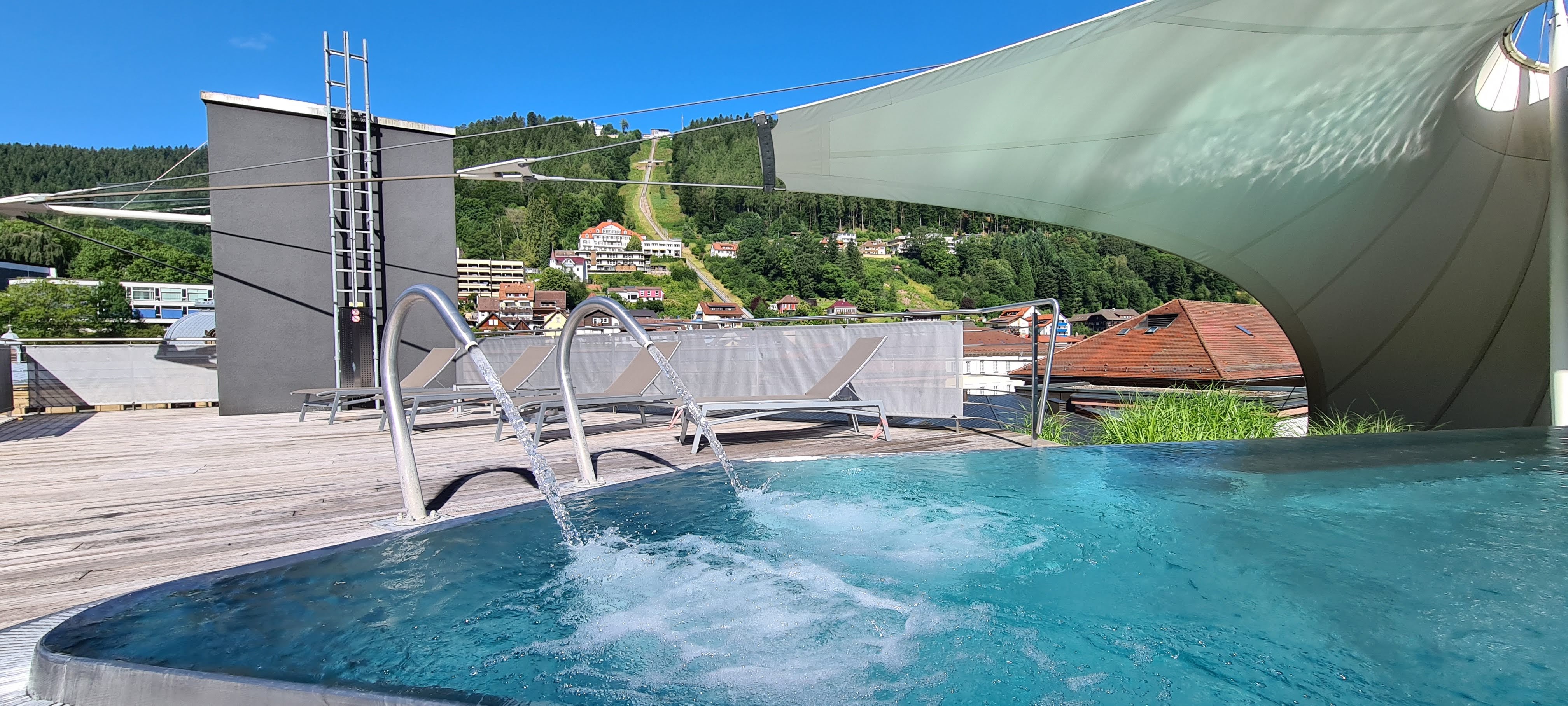 Wellnesshotel: Aussenpool - Mokni’s Palais Hotel & SPA