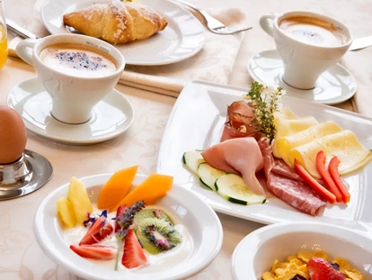 Wellnessurlaub - Dorf Tirol - Frühstück - Hotel Sun