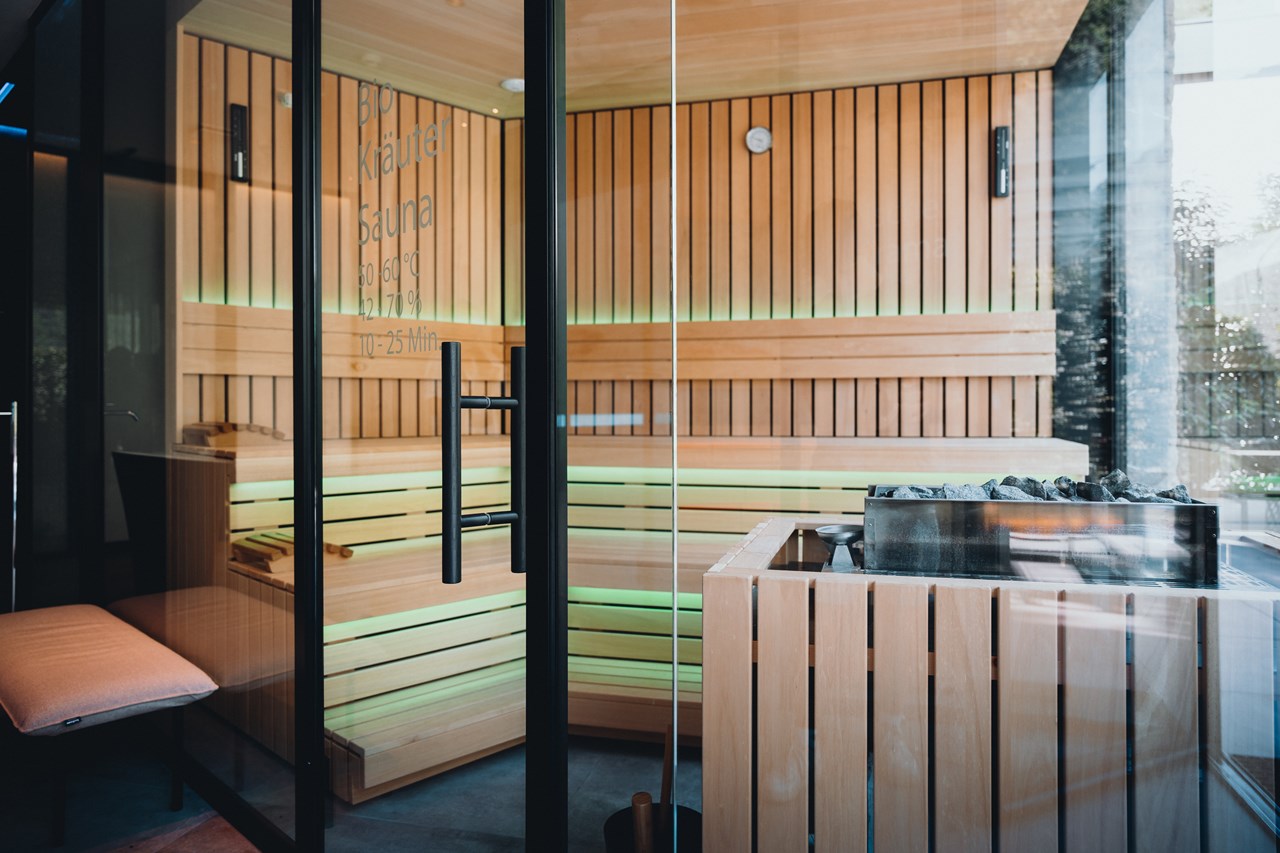Klein Fein Hotel Anderlahn Saunen und Bäder im Detail Bio Kräuter Sauna