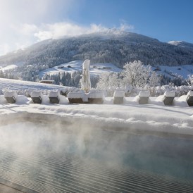 Wellnesshotel: Whirlpool im Winter im Adults Only Bereich© Alpbacherhof Matthias Sedlak - Alpbacherhof****s - Mountain & Spa Resort