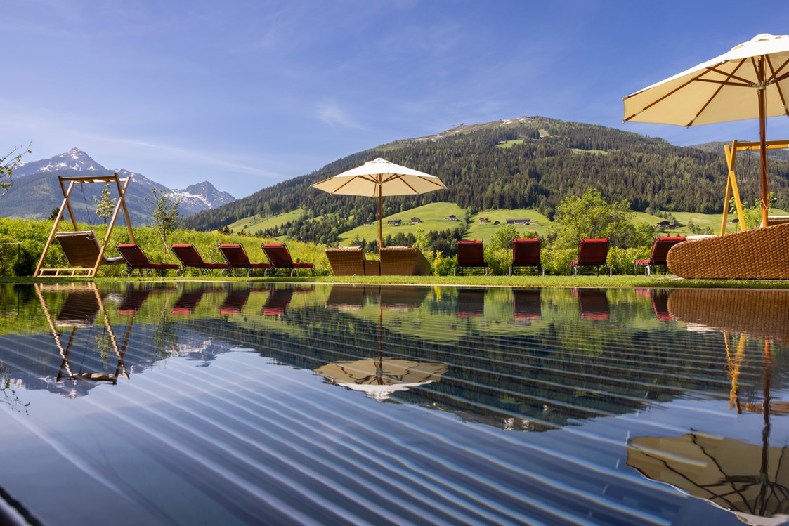 Wellnesshotel: Whirpool im Adults Only mit fantastischem Ausblick - Der Alpbacherhof ****s Natur & Spa Resort