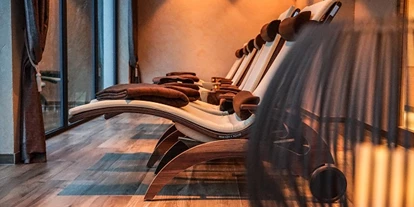 Wellnessurlaub - Ganzkörpermassage - Esthal - Ruheraum - PETERS Hotel & Spa