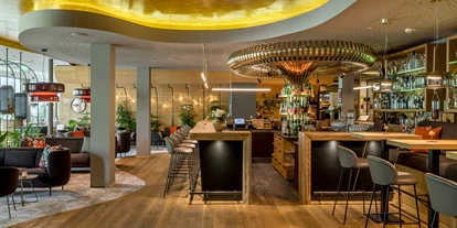 Wellnessurlaub - Day SPA - Altenmarkt im Pongau - Hotelbar - DAS.GOLDBERG