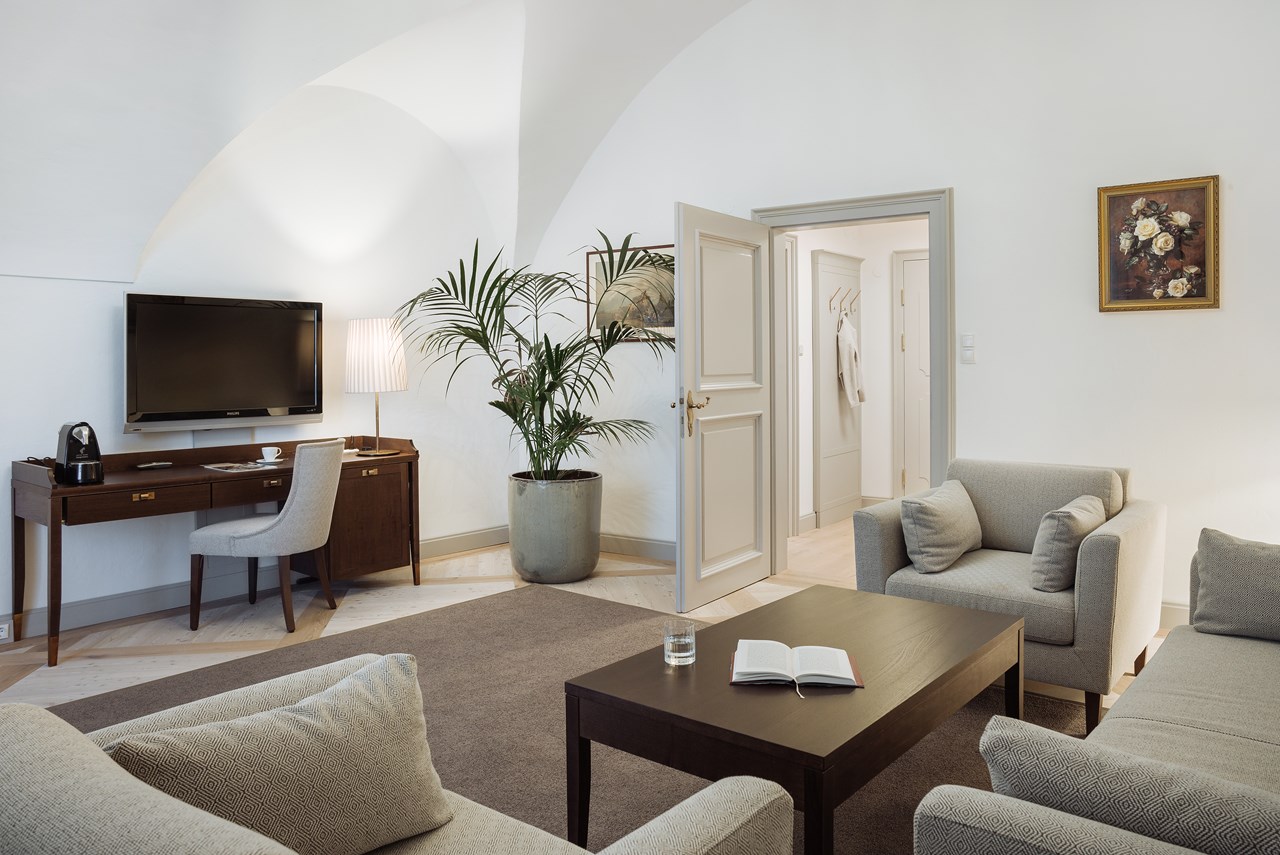 IMLAUER Hotel Schloss Pichlarn Zimmerkategorien Traditional Suite