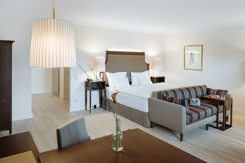 Wellnesshotel: Junior Suite mit Balkon, IMLAUER Hotel Schloss Pichlarn - IMLAUER Hotel Schloss Pichlarn