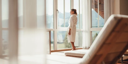 Wellnessurlaub - Hunde: auf Anfrage - Schöder - Herrlicher Blick aus dem Wellnessbereich - Hotel Annelies