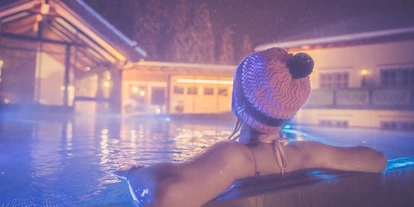 Wellnessurlaub - Hunde: auf Anfrage - Schöder - Infinity Pool mit traumhaftem Panoramablick - ganzjährig beheizt
Der Infinity Pool ist täglich von 7:30 bis 19:30 Uhr für Sie geöffnet (Winteröffnungszeiten: 7:30 bis 9:30 Uhr und 14:30 bis 19:00 Uhr) - Hotel Annelies