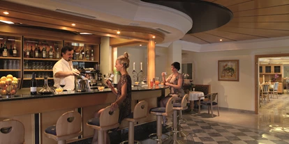 Wellnessurlaub - Dorf Tirol - Hotelbar Adler - Sonnenhotel Adler Nature Spa Adults only