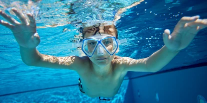 Wellnessurlaub - Babysitterservice - Freibad 32 °C - Feldhof DolceVita Resort