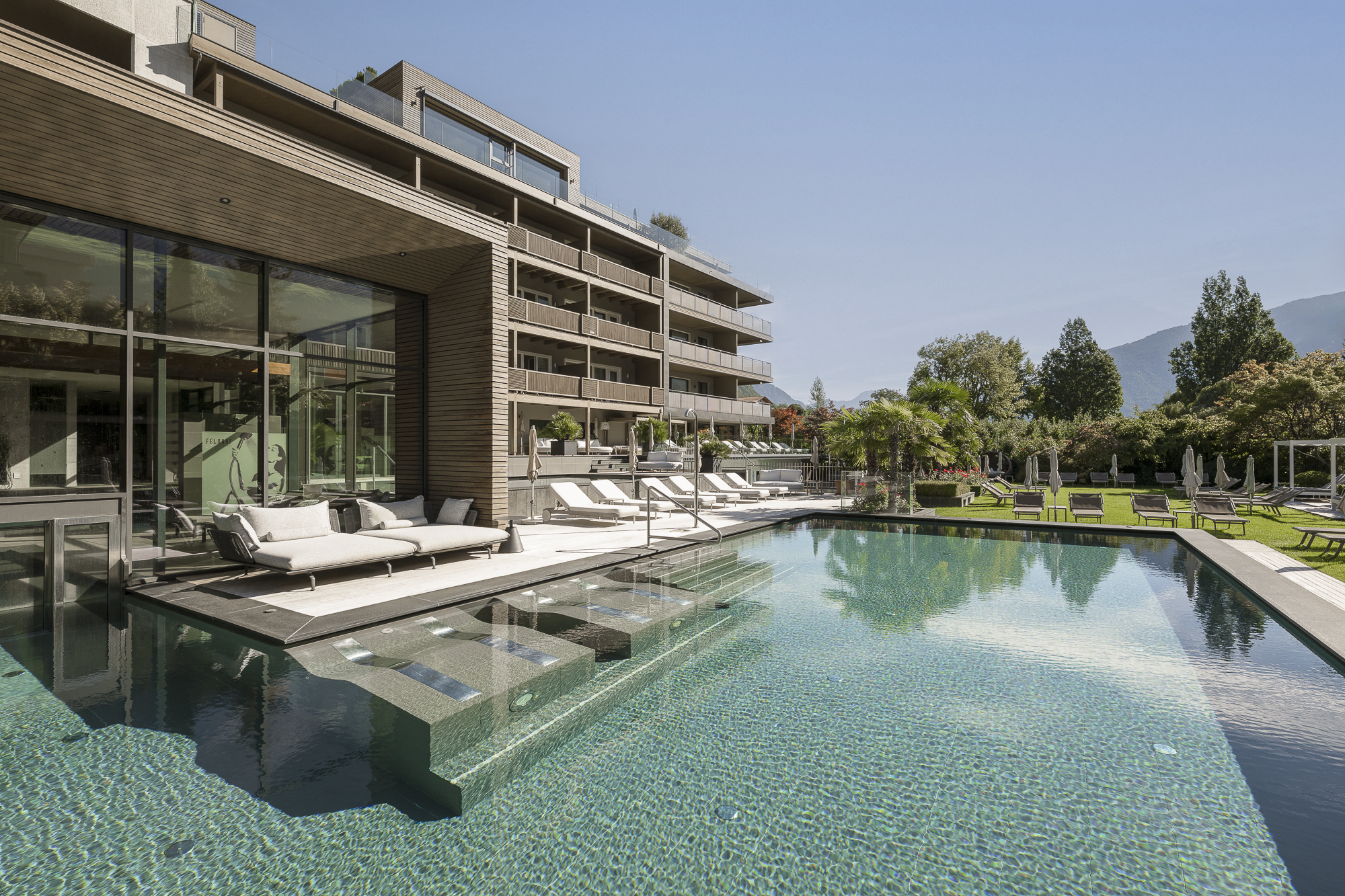 Wellnessurlaub - FKK-Pool - Beheiztes Freibad  - Feldhof DolceVita Resort