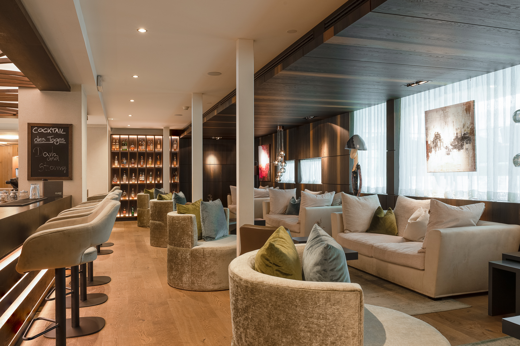Wellnesshotel: Hotelbar mit Lounge - Feldhof DolceVita Resort