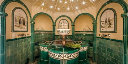 Wellnessurlaub - Babysitterservice - Kräutersauna im Hotel Auenhof in Lech - Hotel Auenhof