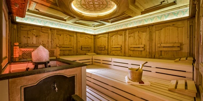 Wellnessurlaub - Babysitterservice - Stubensauna im Hotel Auenhof in Lech - Hotel Auenhof