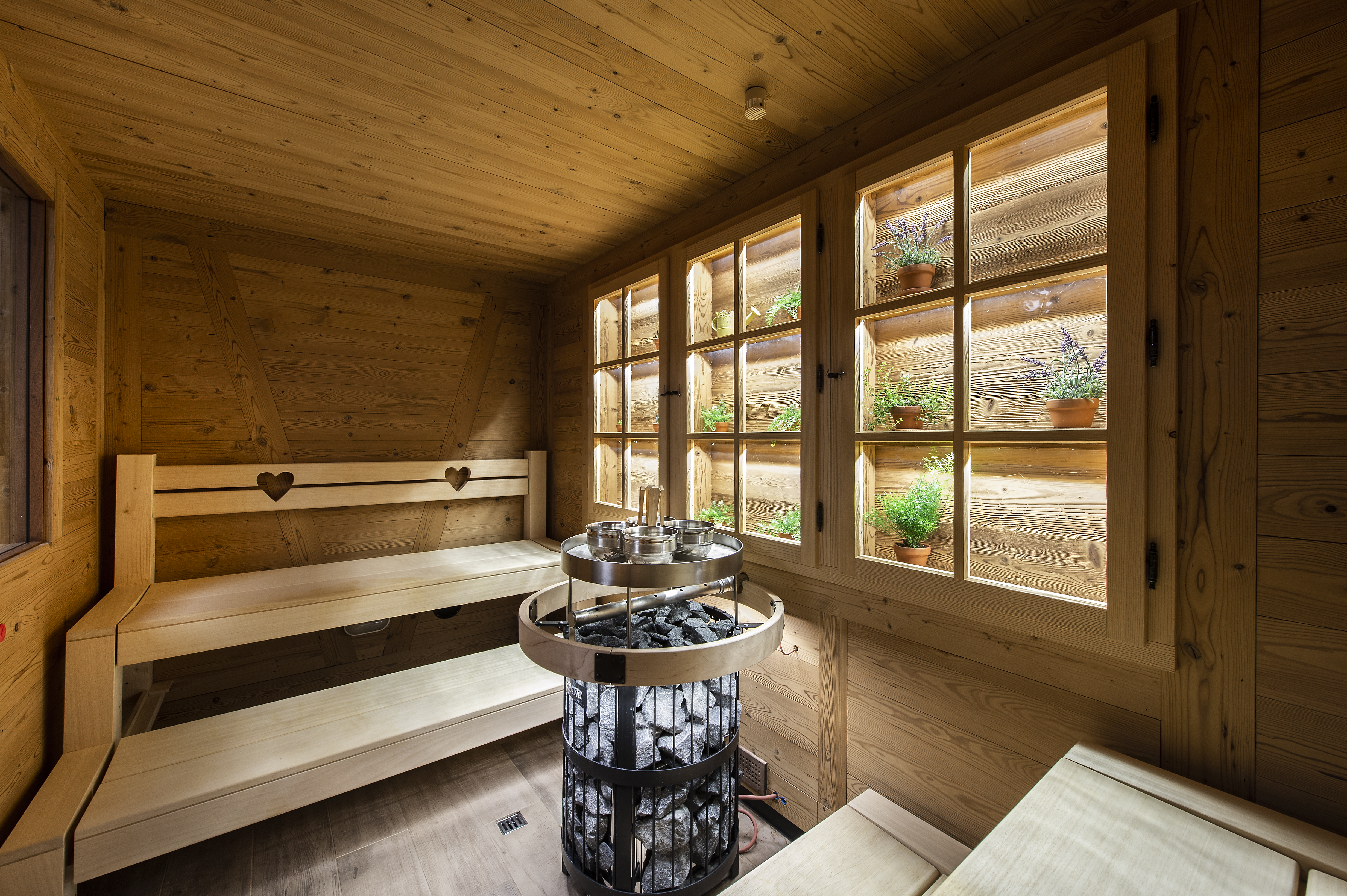 Wellnesshotel: Kräuter- und Blumen-Sauna - Golfhotel Les Hauts de Gstaad & SPA