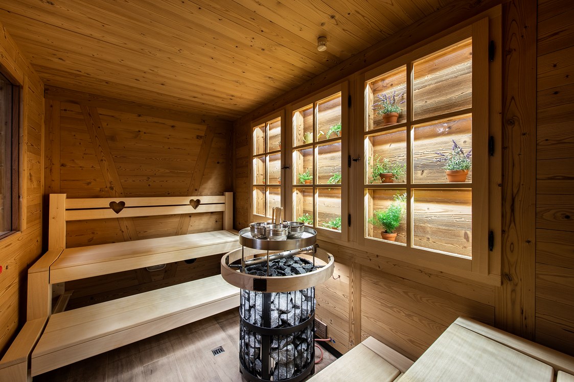 Wellnesshotel: Kräuter- und Blumen-Sauna - Golfhotel Les Hauts de Gstaad & SPA