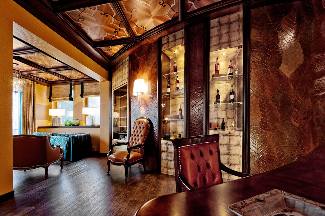 Wellnesshotel: Cigar Lounge - Tschuggen Grand Hotel