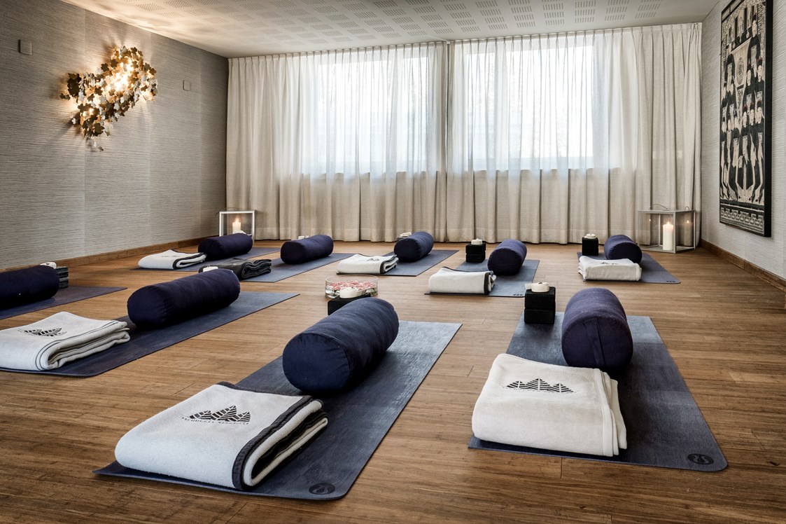 Wellnesshotel: Yogaraum - Tschuggen Grand Hotel