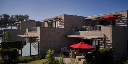 Wellnessurlaub - Hotel-Schwerpunkt: Wellness & Natur - Simonsberg (Kreis Nordfriesland) - Residenz - Außensicht - Aalernhüs hotel & spa