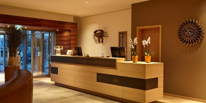 Wellnessurlaub - Hotel-Schwerpunkt: Wellness & Natur - Simonsberg (Kreis Nordfriesland) - Empfang - Aalernhüs hotel & spa